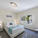 Pervolia Nirides Seaside Mansion 7 *