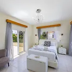 Pervolia Nirides Seaside Mansion 7 Villa *