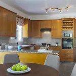 Вілла Pervolia Nirides Seaside Mansion 7 Ларнака