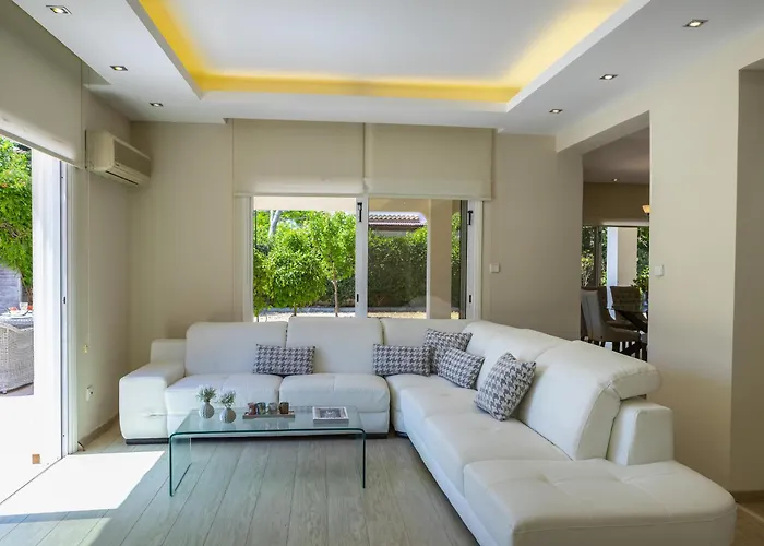 Villa Pervolia Nirides Seaside Mansion 7