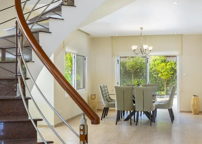 Pervolia Nirides Seaside Mansion 7 *